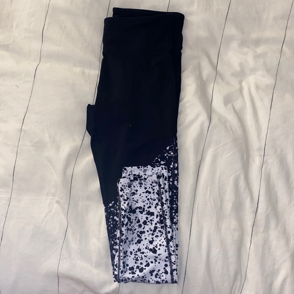 Fabletics long leggings in size medium black/white